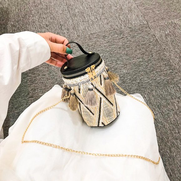 Staycation Tassle round bucket bag purse - Picture 4 of 8